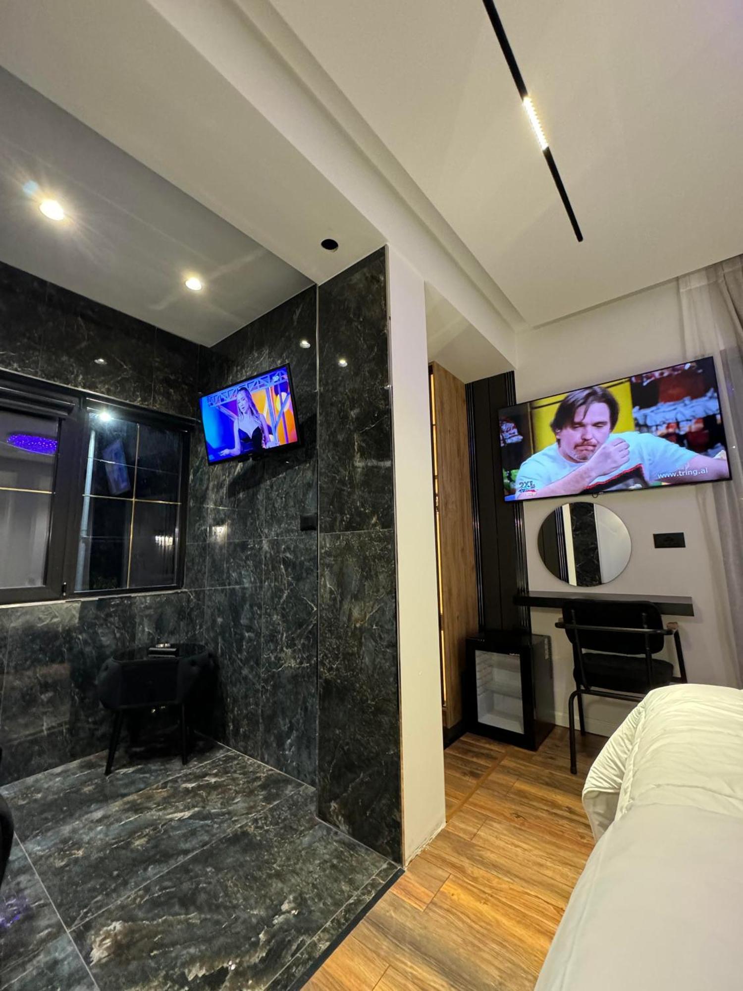 Gjirokastër Boutique Hotel Empire Of Martin מראה חיצוני תמונה