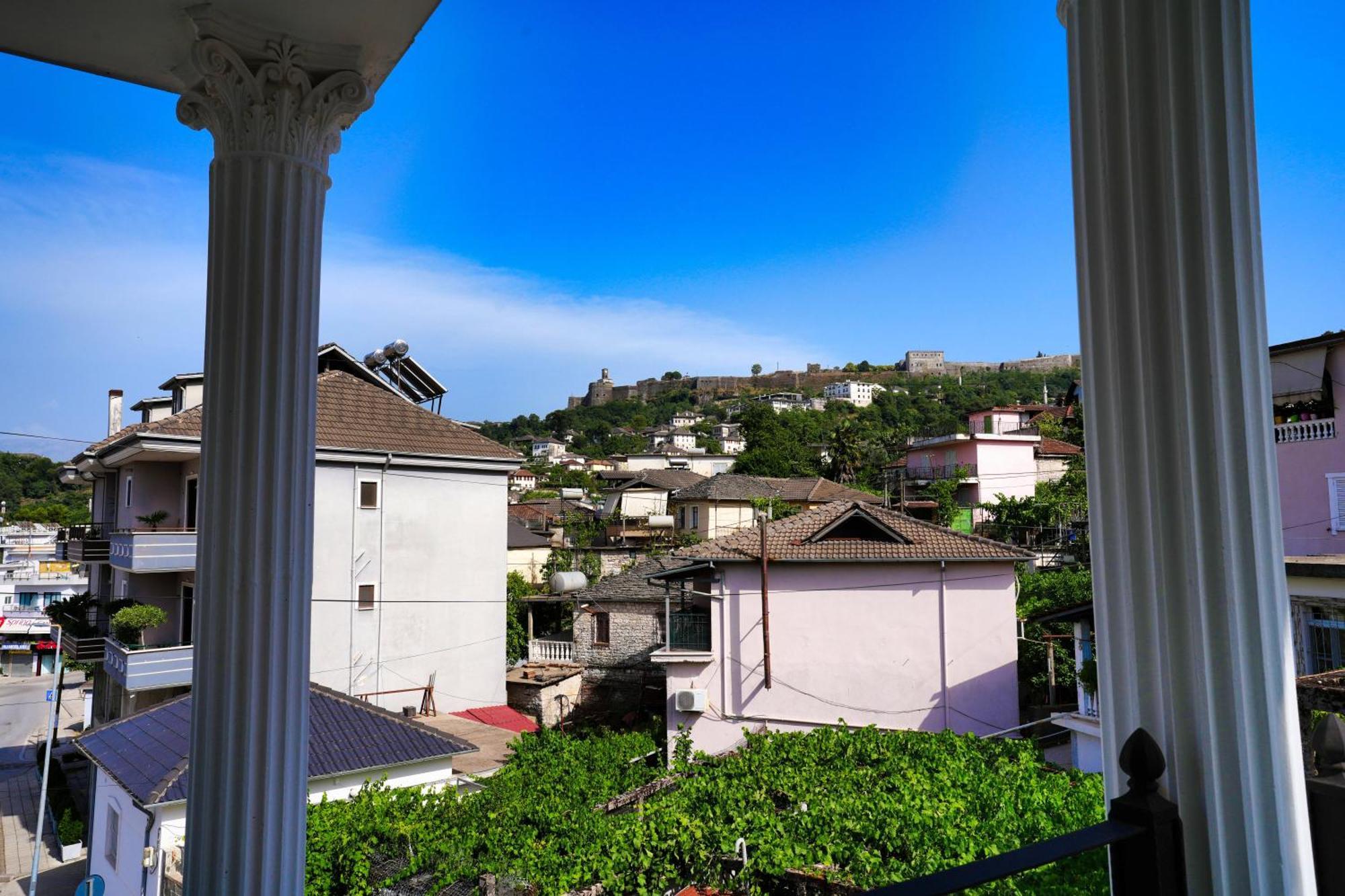 Gjirokastër Boutique Hotel Empire Of Martin מראה חיצוני תמונה