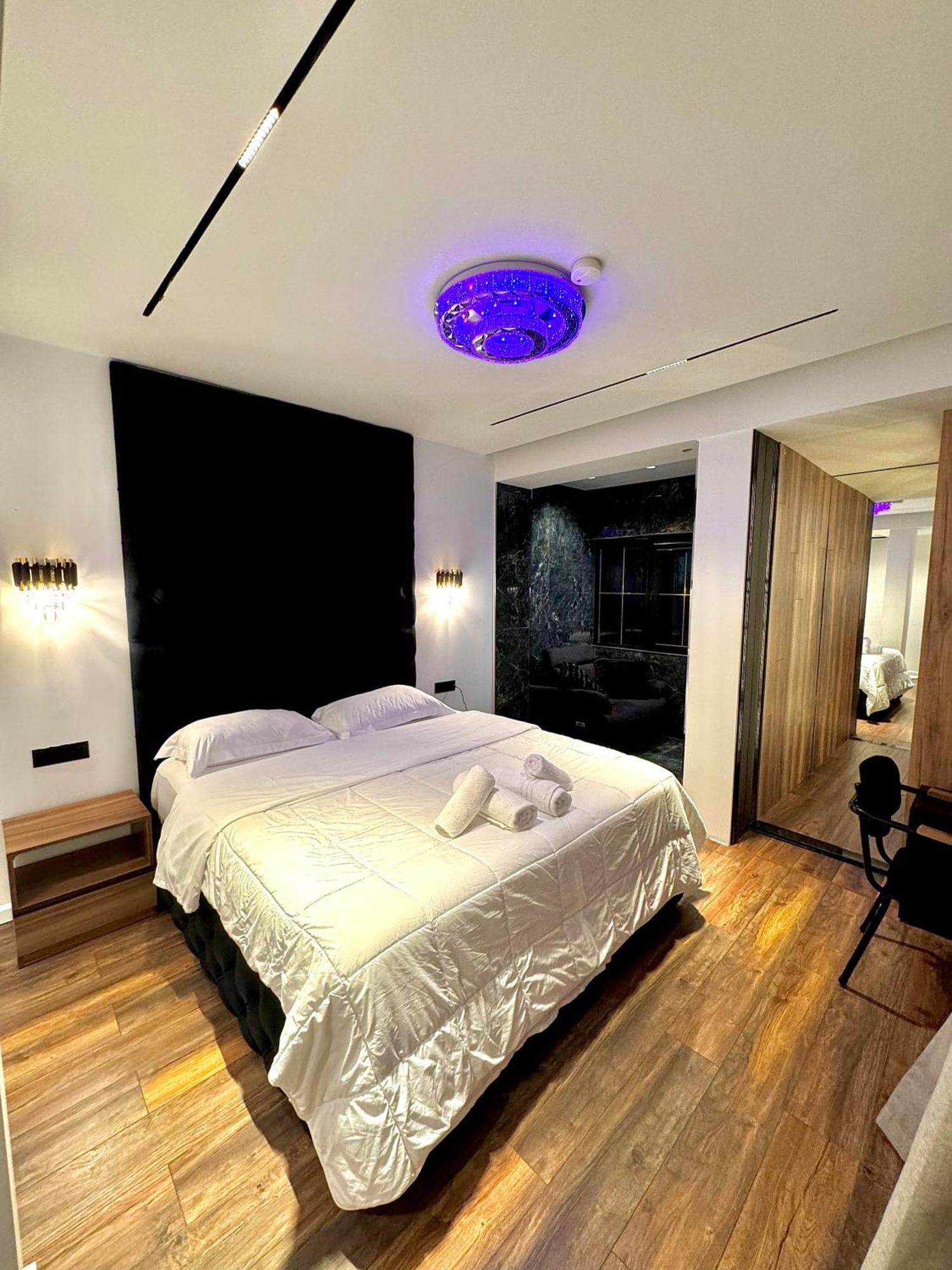 Gjirokastër Boutique Hotel Empire Of Martin מראה חיצוני תמונה