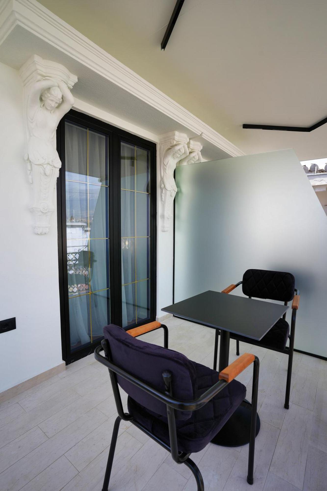 Gjirokastër Boutique Hotel Empire Of Martin מראה חיצוני תמונה