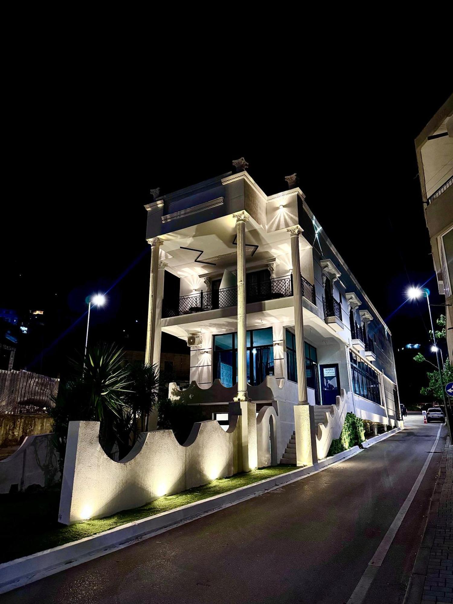 Gjirokastër Boutique Hotel Empire Of Martin מראה חיצוני תמונה