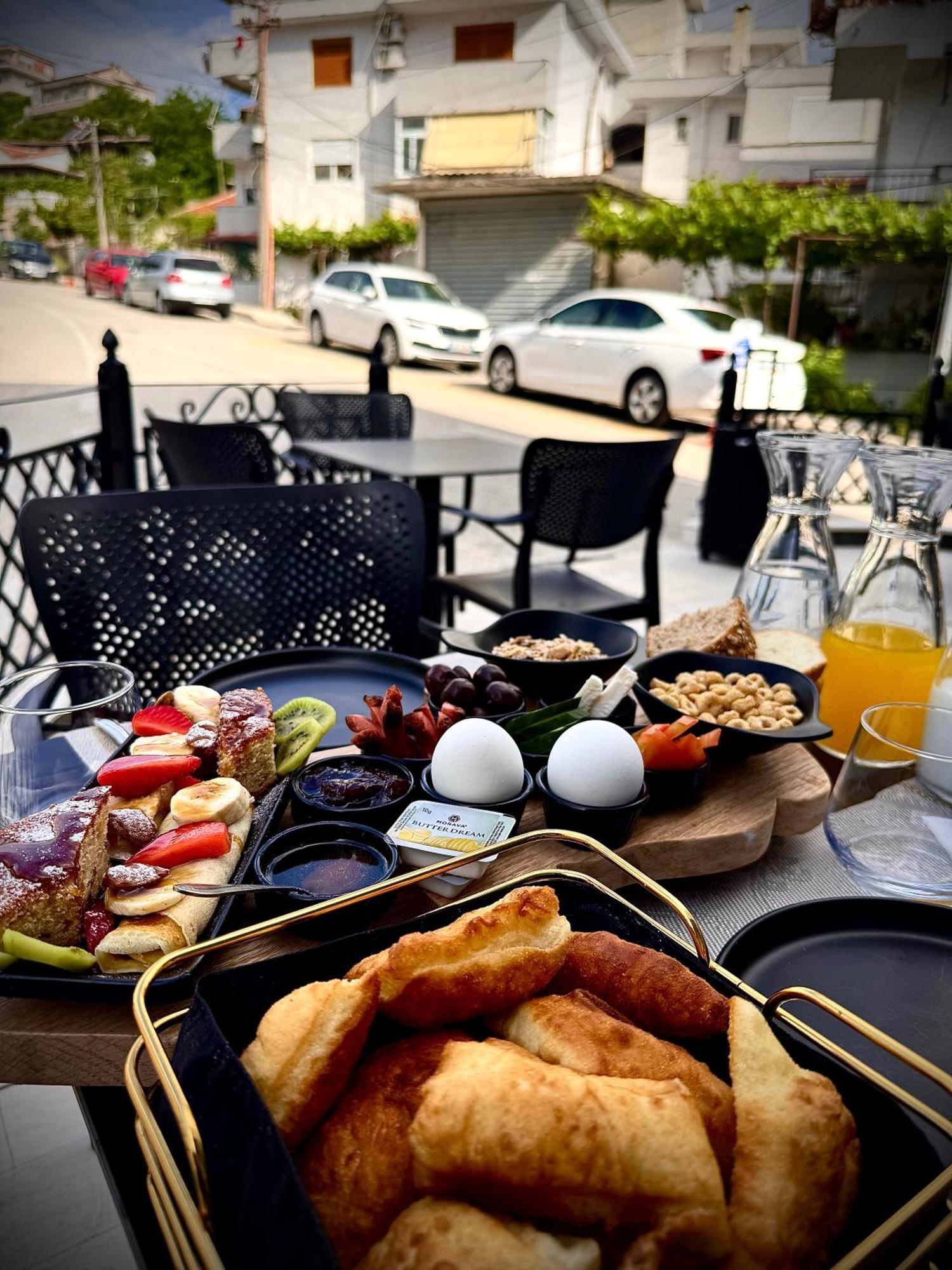 Gjirokastër Boutique Hotel Empire Of Martin מראה חיצוני תמונה